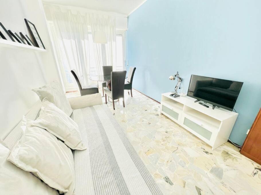 Suite Sunset 18 - Fronte Mare Сан Ремо Екстериор снимка