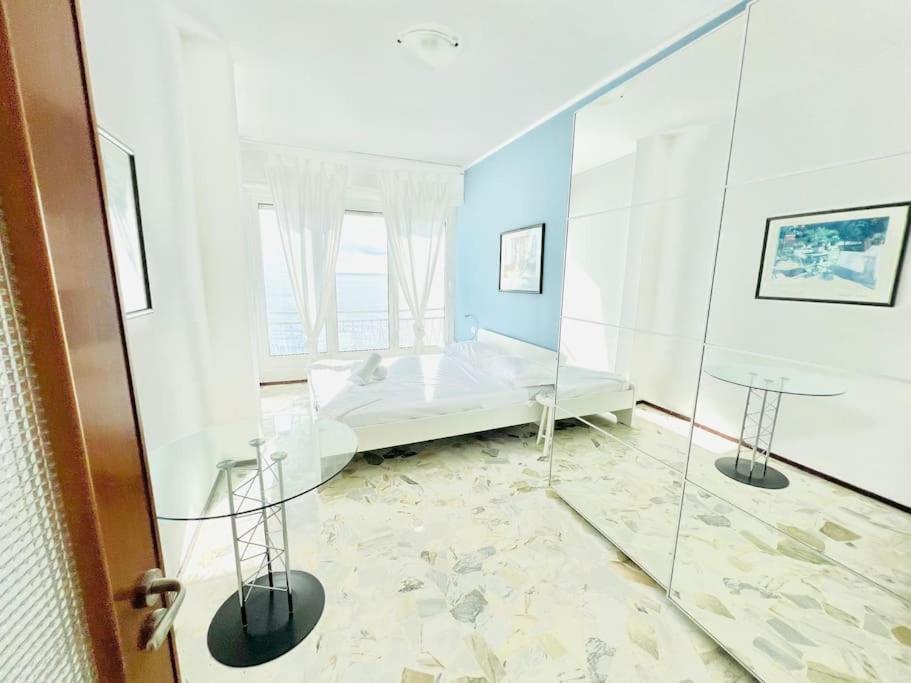 Suite Sunset 18 - Fronte Mare Сан Ремо Екстериор снимка