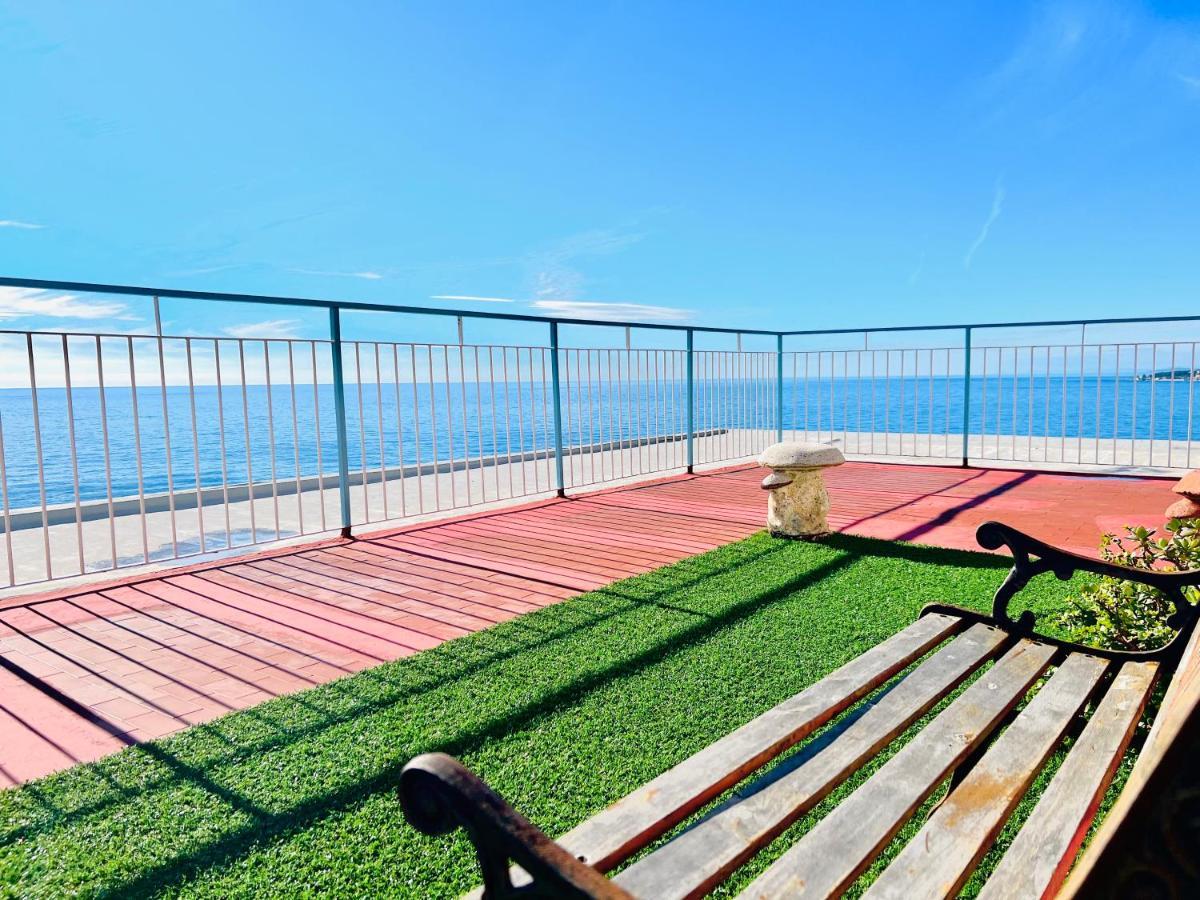 Suite Sunset 18 - Fronte Mare Сан Ремо Екстериор снимка